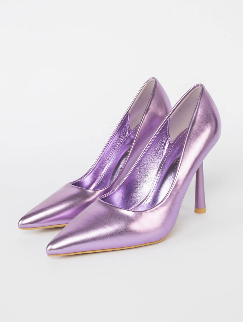 Escarpins métallisés à bout pointu